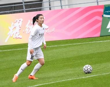 青海女足中后卫稳固防线，保障球队胜利的简单介绍