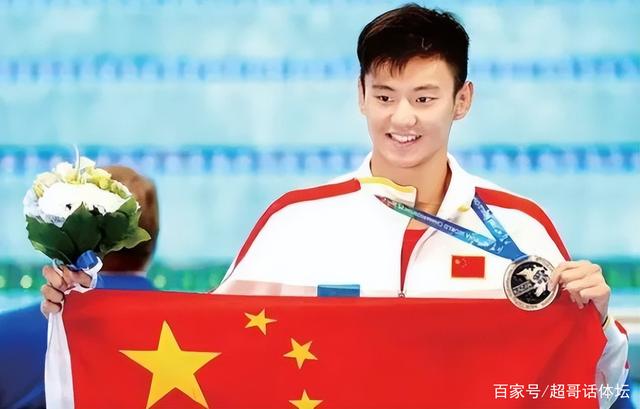 包含王牌球员表现神勇，领军队伍力夺冠军的词条