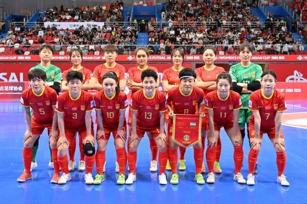包含中国台北队拼尽全力，晋级国际足球赛八强的词条